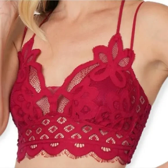 Zenana Outfitters Falling For You Bralette in Candy RED - Picture 1 of 11